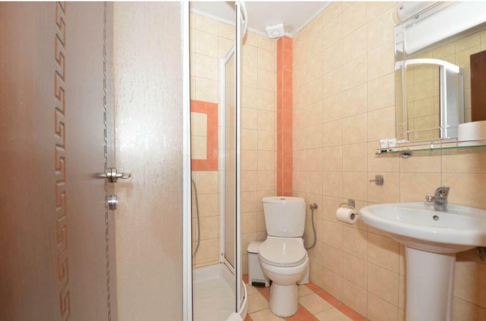 Hotel Philippion Loutraki  Bagian luar foto